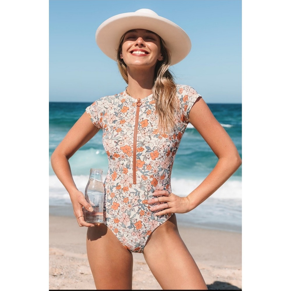 Cupshe Elodie Ditsy Zipper Front Short Sleeve One Piece Swimsuit Floral Medium